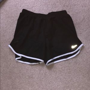 Black nike shorts